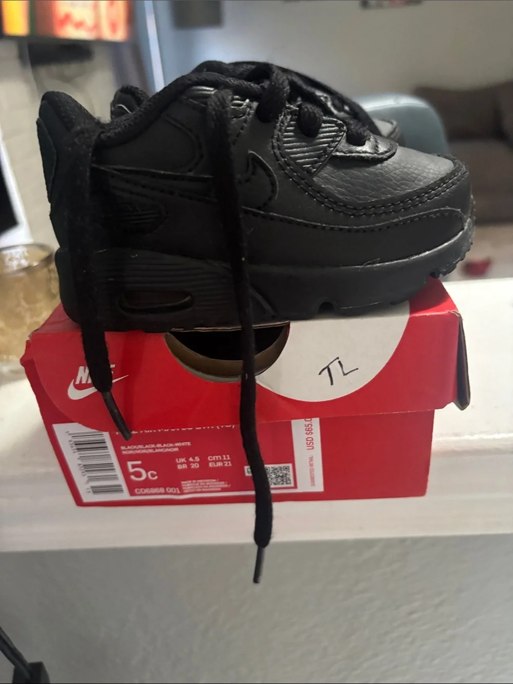 Nike Kids Black Low-Top Sneaker